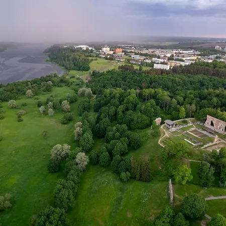 Korter Vanalinna Peataenaval *