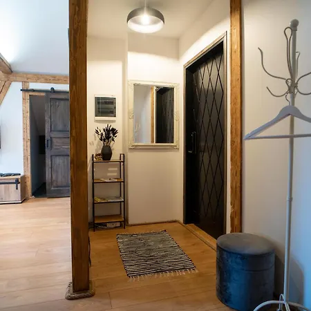 Apartman Korter Vanalinna Peataenaval