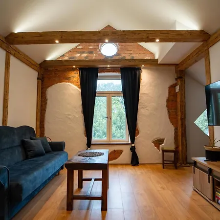 Korter Vanalinna Peataenaval Apartman *